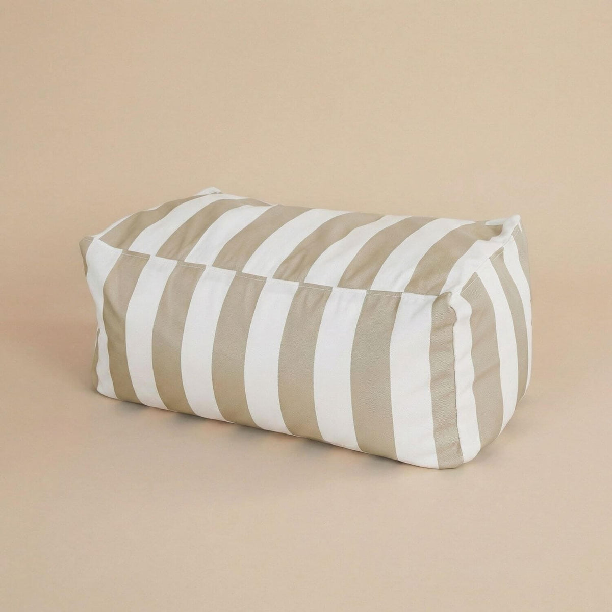 Pouf Extérieur Rectangulaire Solis - Housse Imperméable & Remplissage Inclus